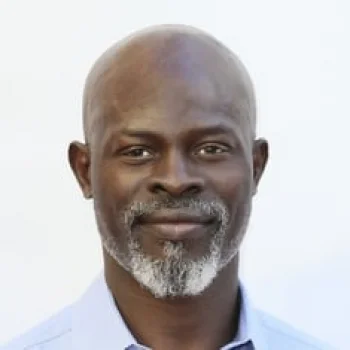 Djimon Hounsou