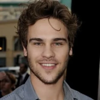 Grey Damon