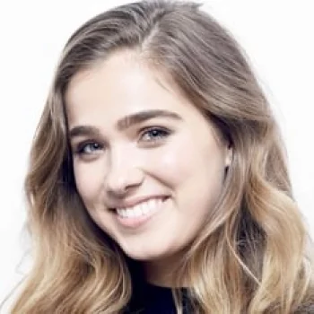 Haley Lu Richardson