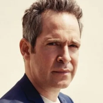 Tom Hollander