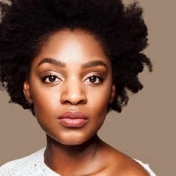 Yaani King Mondschein