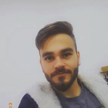 مەجید نادر مزیری